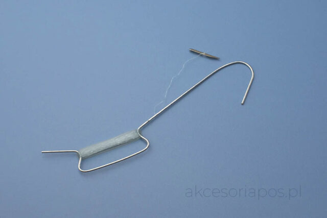haczyk z żyłką do zawieszania banerów